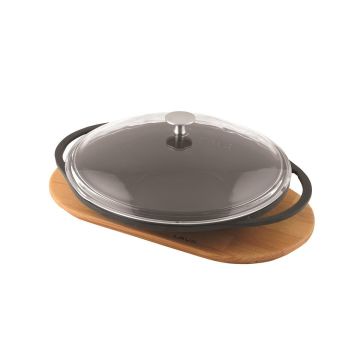 Lava Döküm Yuvarlak Saç Kavurma Tavası Döküm Demir Yekpare Çift Kulplu Cam Kapaklı Kayın Servis Ahşabı Çap(Ø)28cm.