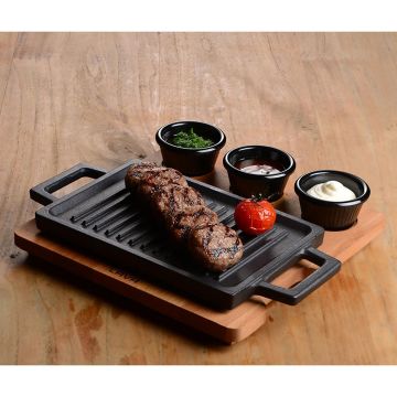 Lava Döküm Dikdörtgen Çift Yön Izgara ve Düz Yüzey Hot Plate Kayın Servis Ahşabı Ölçü 22x15cm. (Sos kapları dahil değildir.)